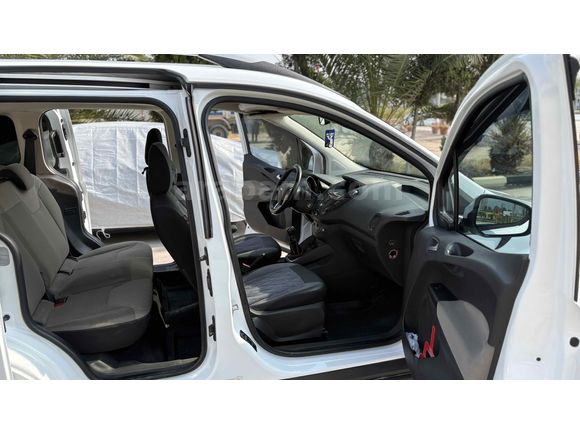 Sahibinden Ford Tourneo Courier 1.6 TDCi Titanium 2017 Model 