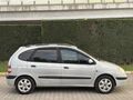 EFENDİ'DEN OTOMATİK RENAULT SCENİC 1.6 AİLE ARACI