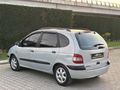 EFENDİ'DEN OTOMATİK RENAULT SCENİC 1.6 AİLE ARACI