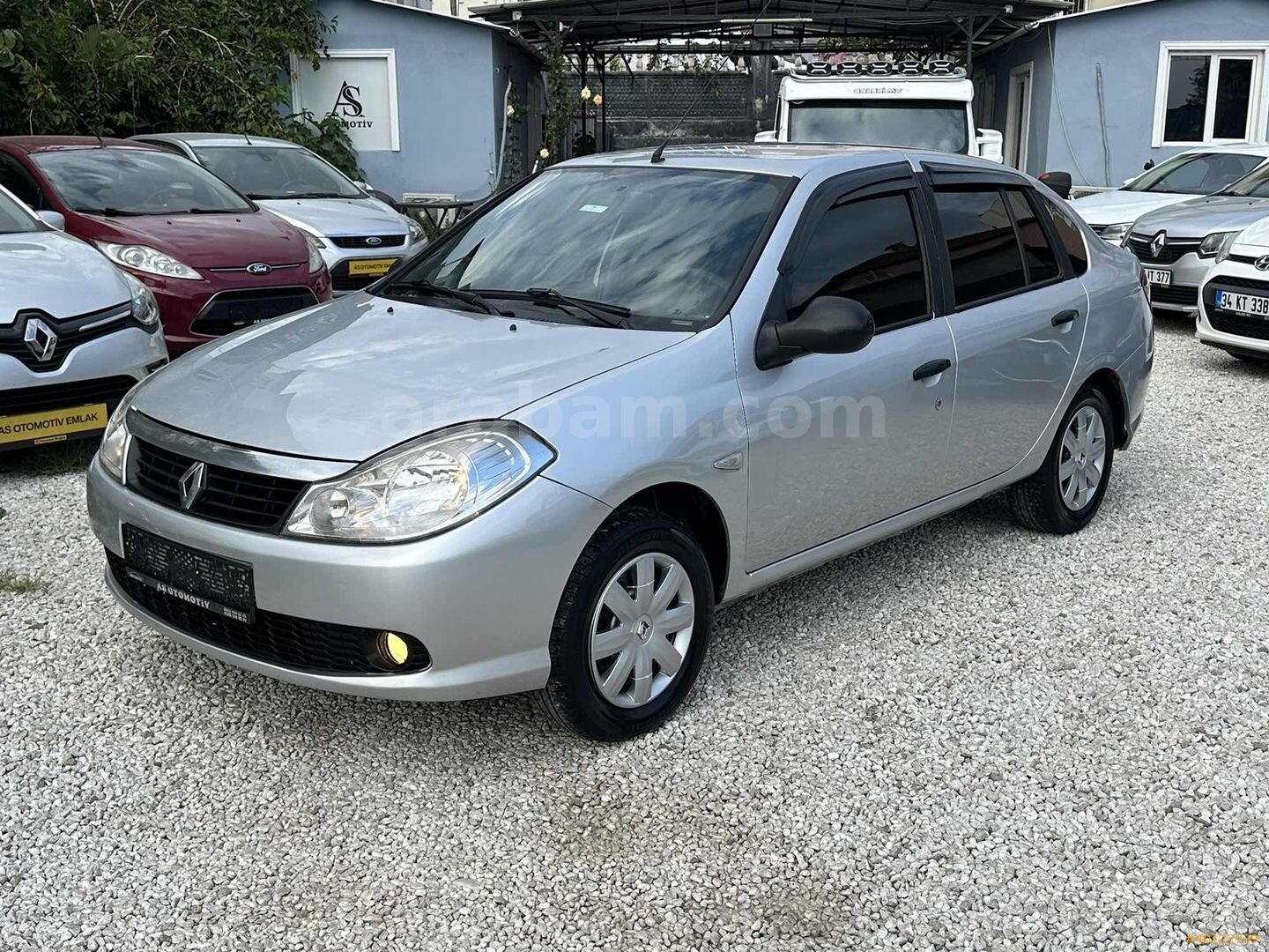 Galeriden Renault Symbol 1.2 Authentique 2011 Model Antalya 129.000 km Gri 6