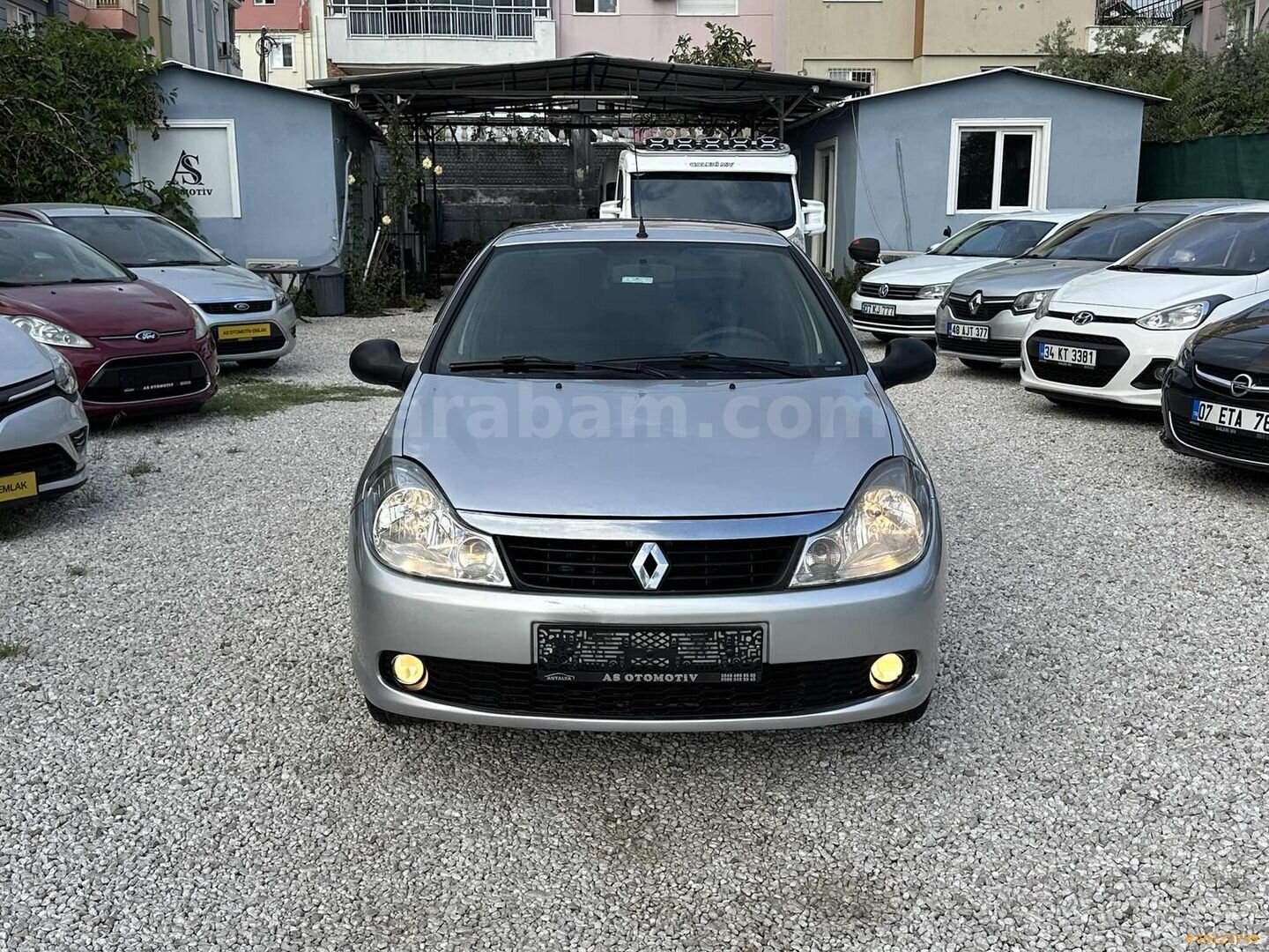 Galeriden Renault Symbol 1.2 Authentique 2011 Model Antalya 129.000 km Gri 1