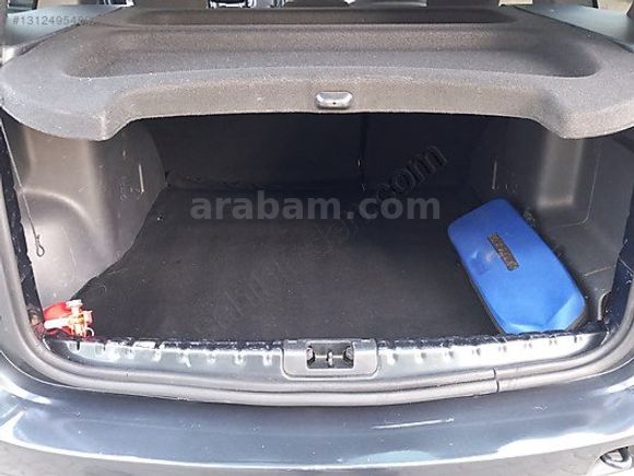 DACİA DUSTER LAUREATE 4X2 ÇOK TEMİZ ASKERİ PERSONELDEN