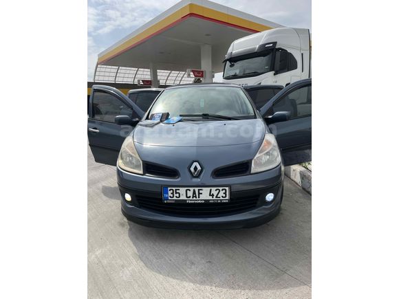 Sahibinden Renault Clio 1.2 Expression 2006 Model  üstüne para verebileceğim araçlara takas olur 