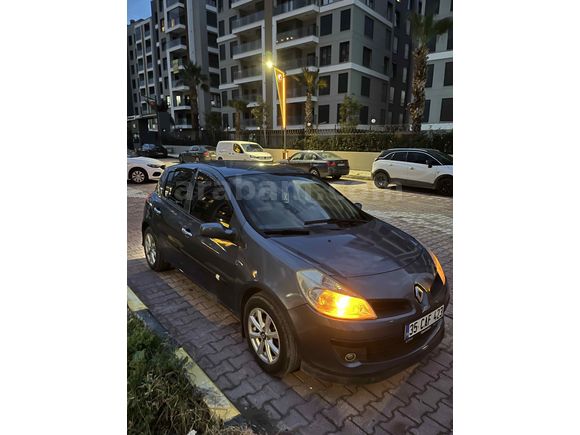 Sahibinden Renault Clio 1.2 Expression 2006 Model  üstüne para verebileceğim araçlara takas olur 