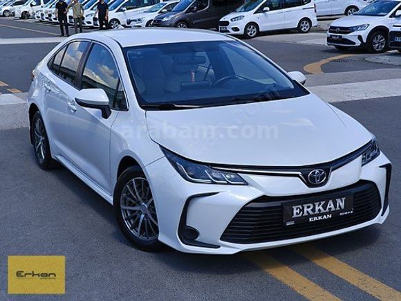 2019 COROLLA LPĞ li1.6 VİSİON ÇELİK JANT GERİ GÖRÜŞ 120.000 KM