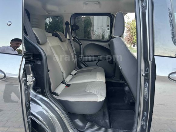 Sahibinden Ford Tourneo Courier 1.5 TDCi Titanium Plus 2021 Model 