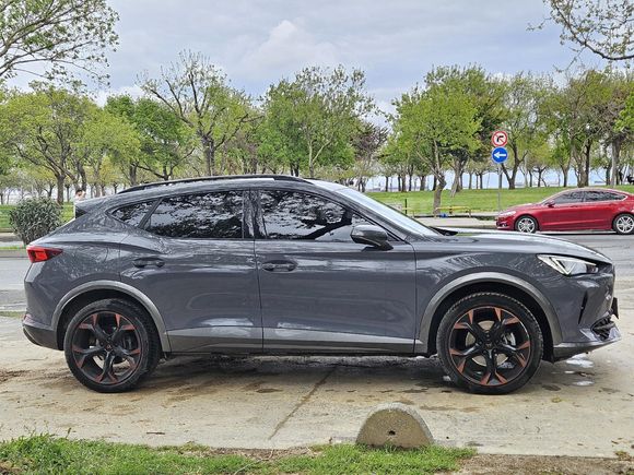 Sahibinden Cupra Formentor 1.5 TSI 2024 Model