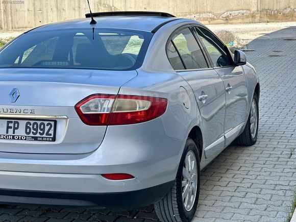 AD AUTO'DAN 2012 MODEL HATASIZ BOYASIZ EN DOLU OTOMATİK FLUENCE