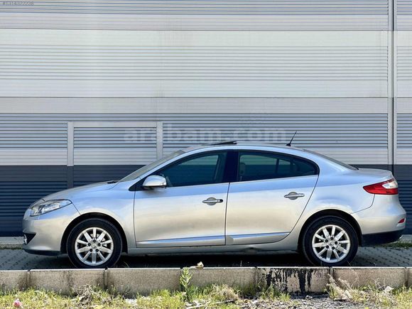 AD AUTO'DAN 2012 MODEL HATASIZ BOYASIZ EN DOLU OTOMATİK FLUENCE