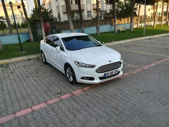 Sahibinden Ford Mondeo 1.6 TDCi Titanium 2015 Model  133.000 km Beyaz