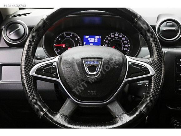 2021 MODEL FULL AKSESUARLI 4x4 DUSTER BİRİNCİ SINIF TEMİZLİKTE
