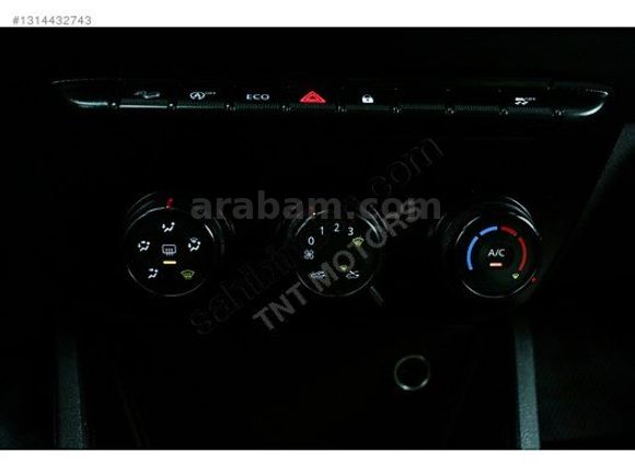 2021 MODEL FULL AKSESUARLI 4x4 DUSTER BİRİNCİ SINIF TEMİZLİKTE