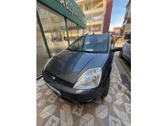 otomatik Ford Fiesta 1.4 Comfort 2004 Model  225 km füme