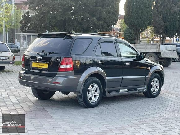 DURSUNLAR'DAN 2006 MODEL KİA SORENTO OTOMOTİK ISITMA SANROF