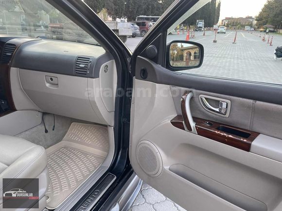 DURSUNLAR'DAN 2006 MODEL KİA SORENTO OTOMOTİK ISITMA SANROF