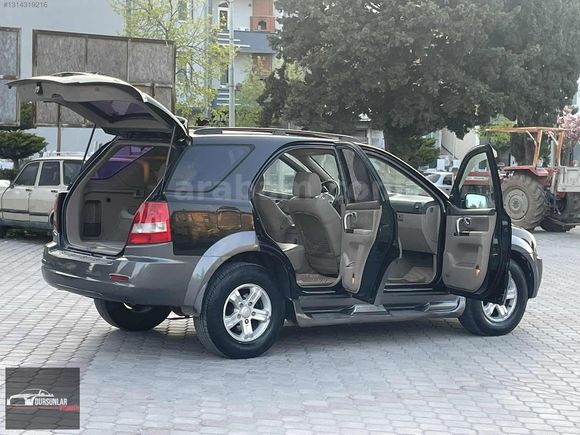 DURSUNLAR'DAN 2006 MODEL KİA SORENTO OTOMOTİK ISITMA SANROF