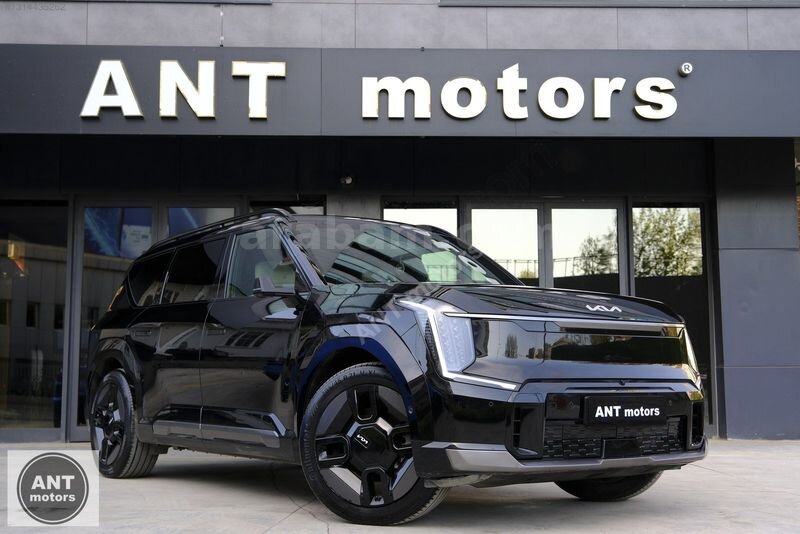 BOYASIZ BAYİ 2023 KIA EV9 GT LINE+6 KOLTUK+SOĞUTMA+HEAD-UP FUL