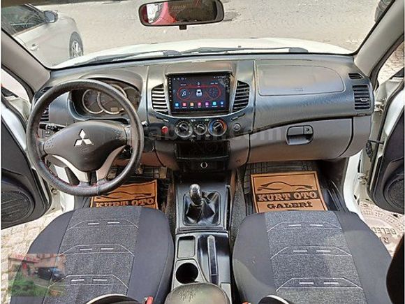2015 FULL BAKIMLI 4X2 L-200