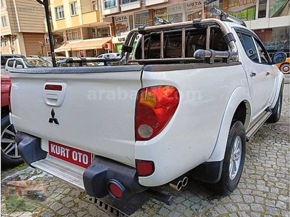 2015 FULL BAKIMLI 4X2 L-200