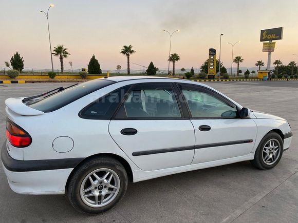 Sahibinden Renault Laguna 2.0 RXE 1998 Model