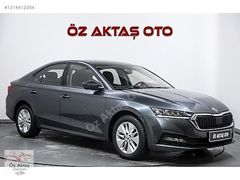 2022 Octavia Elite Titanium Gri Yetkili Servis Bakımlı %20Fatura