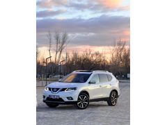 Sahibinden Nissan X-Trail 1.6 dCi Platinum Premium Pack 2015 Model  207000 km Beyaz yeni muayeneli motor yağ ve filtreleri değişti
