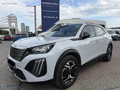 PEUGEOT 2008 1.2 HYBRİD ALLURE CAM TAVAN 26 (HATASIZ)
