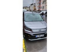 Sahibinden Fiat Doblo Combi 1.5 BlueHDi Premio Plus 2025 Model