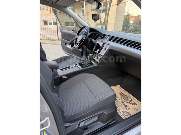 İLK SAHİBİNDEN 2018 MODEL PASSAT IMPRESSION TEMİZ