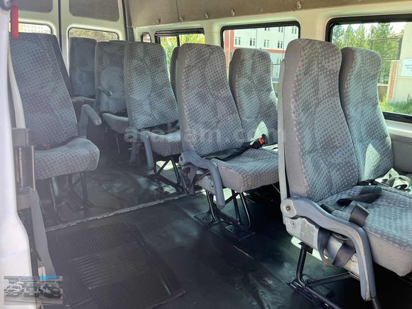 "YOLCU" dan 16+1 çift teker jumbo 140 orijinal minibüs 258ooo km