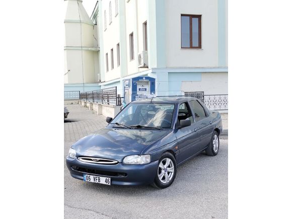 Sahibinden temiz Ford Escort 1.6 CL 1996 Model