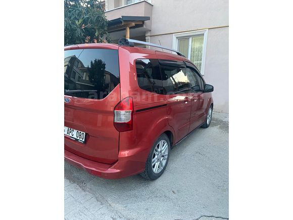 Sahibinden Ford Tourneo Courier 1.6 TDCi Titanium Plus 2015 Model