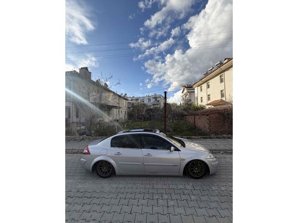 Sahibinden Renault Megane 1.5 dCi Privilege 2006 Model 