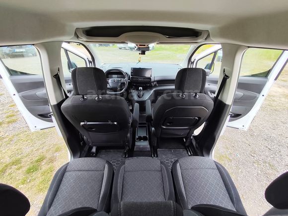 %20 FATURALI Sahibinden Opel Combo 1.5 CDTI Edition 2024 Model 