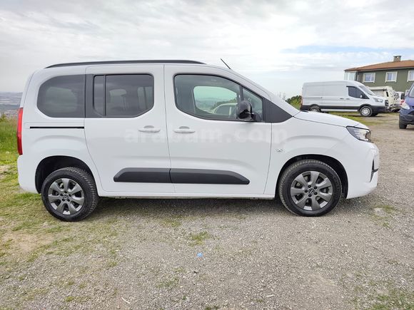 %20 FATURALI Sahibinden Opel Combo 1.5 CDTI Edition 2024 Model 