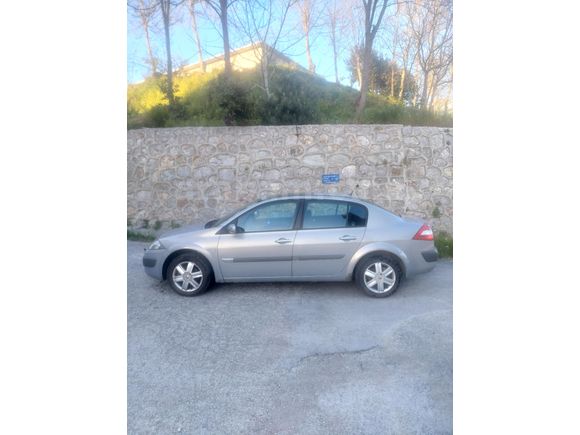 Sahibinden Renault Megane 1.5 dCi Dynamique 2004 Model  290.000 km Gri