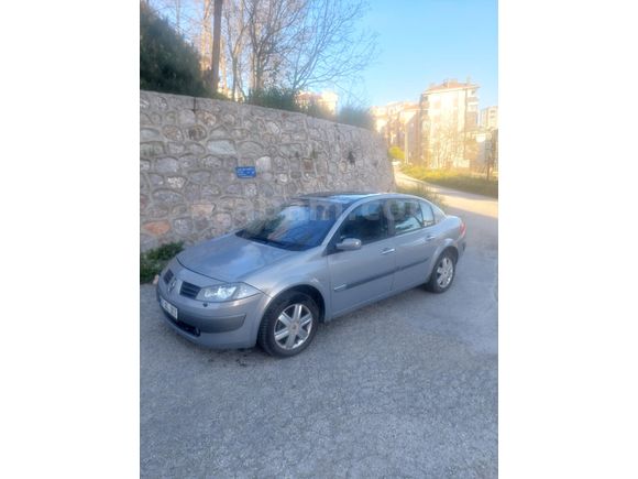 Sahibinden Renault Megane 1.5 dCi Dynamique 2004 Model  290.000 km Gri