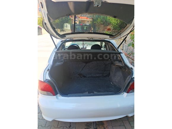 Beyaz Accent 1.5 GLS 98 Model Bakımlı