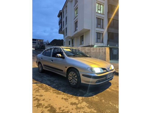 Sahibinden Renault Megane 1.6 RTE 1999 Model 