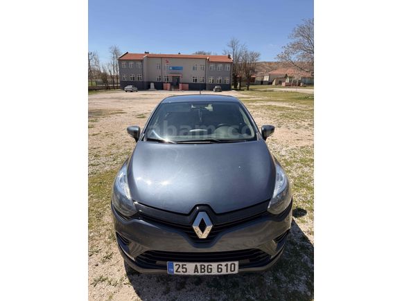 Sahibinden Renault Clio 0.9 TCe Joy 2020 Model 