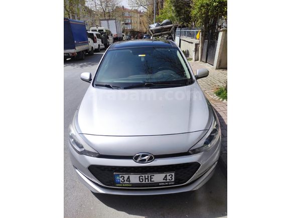 Sahibinden Hyundai i20 1.2 MPI Style 2015 Model