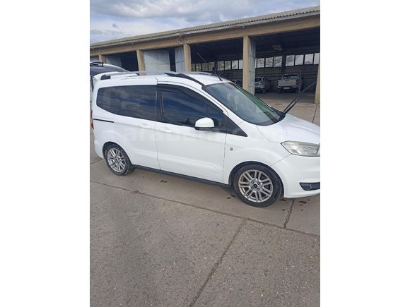 Sahibinden Ford Tourneo Courier 1.6 TDCi Titanium 2016 Model