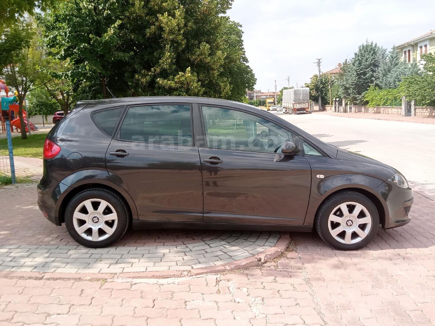 Sahibinden Seat Altea 1.6 Stylance 2007 Model Konya 316.000 km Siyah 3