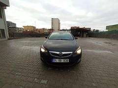 Sahibinden Opel Astra 1.4 T Sport 2012  Model  120.000 km Sanruflu memurdan bakımları zamanında tam yapılmış