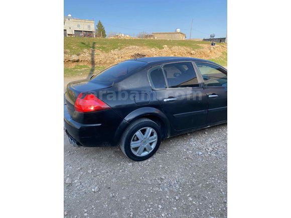 Sahibinden Renault Megane 1.5 dCi Dynamique 2004 Model 
