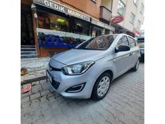 Sahibinden Hyundai i20 1.4 CRDi Jump 2014 Model İstanbul 142.000 km Gri (metalik)
