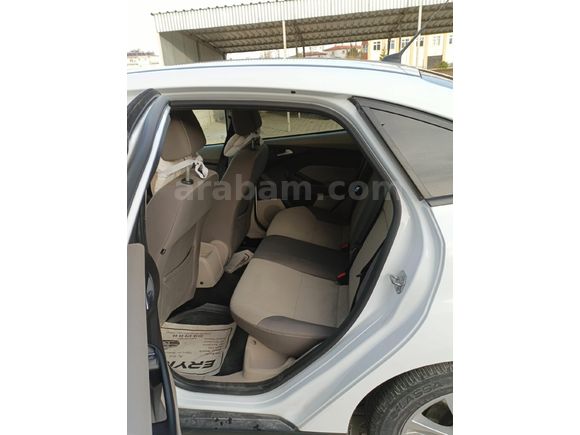 Sahibinden Ford Focus 1.6 Ti-VCT Style 2013 Model