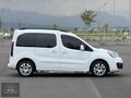 2015 MODEL-1.6 HDİ-SELECTİON-92 HP-DÜŞÜK KM-BAKIMLI-