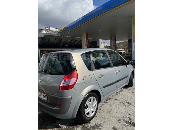 Sahibinden Renault Scenic 1.6 Authentique 2005 Model 