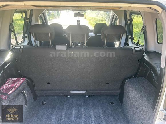 2017 FIORINO (OTOMOBİL)